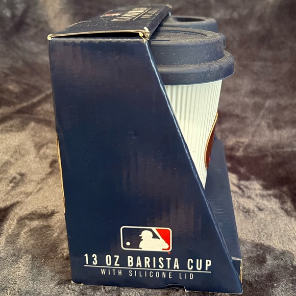 Atlanta Braves MLB 13 ounce barista cup with silicone lid NEW IN BOX - Picture 3 of 5